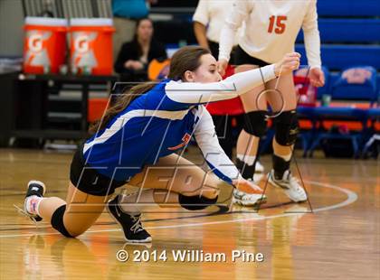 Thumbnail 1 in SS Seward vs. Tuxedo (Section 9 Class D Final) photogallery.