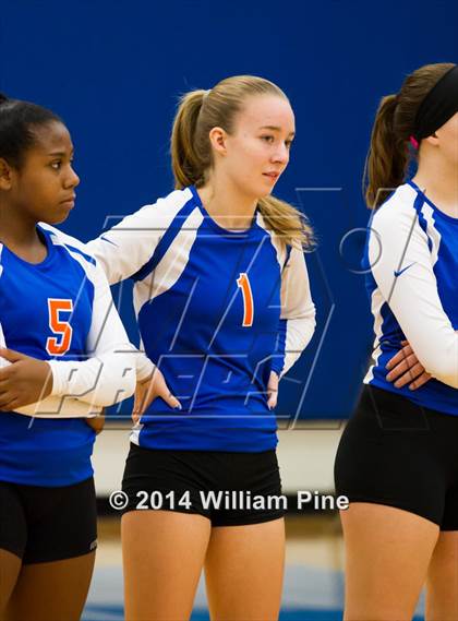 Thumbnail 1 in SS Seward vs. Tuxedo (Section 9 Class D Final) photogallery.