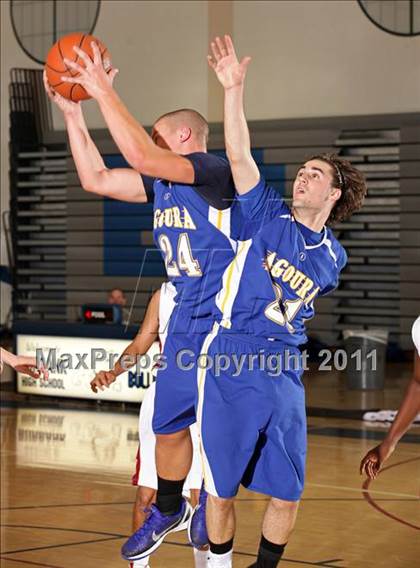 Thumbnail 1 in Roosevelt vs. Agoura (Bulldog Tournament) photogallery.