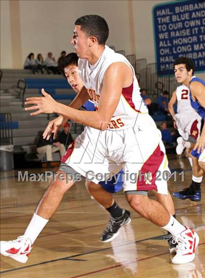 Thumbnail 1 in Roosevelt vs. Agoura (Bulldog Tournament) photogallery.