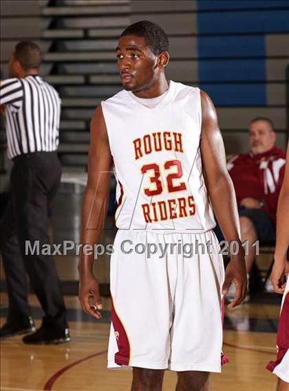 Thumbnail 3 in Roosevelt vs. Agoura (Bulldog Tournament) photogallery.