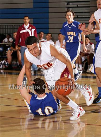 Thumbnail 3 in Roosevelt vs. Agoura (Bulldog Tournament) photogallery.