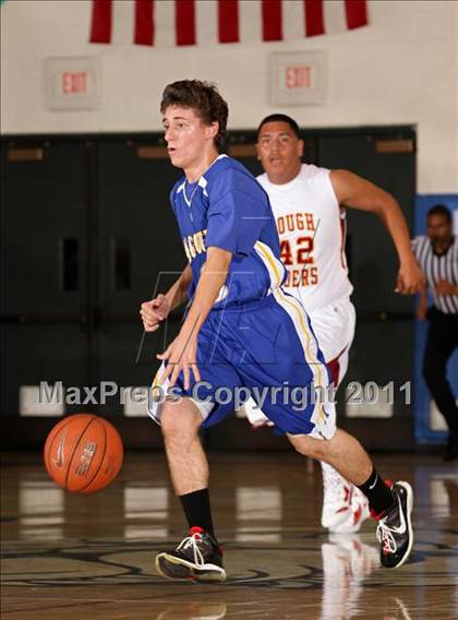 Thumbnail 3 in Roosevelt vs. Agoura (Bulldog Tournament) photogallery.