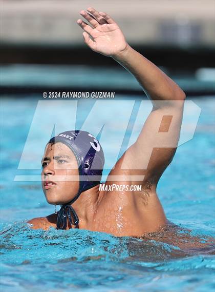 Thumbnail 3 in Clovis East vs. Rocklin photogallery.