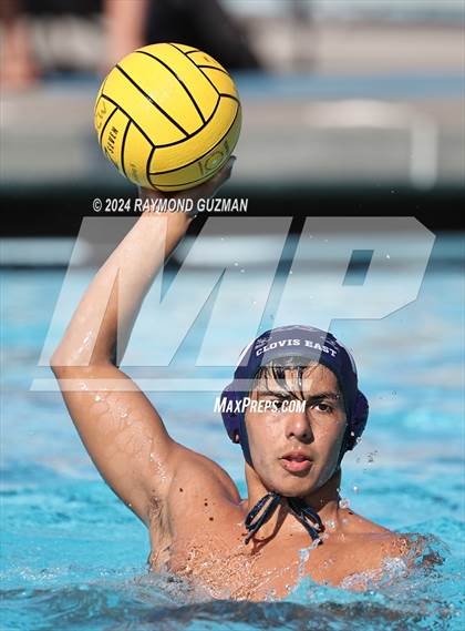 Thumbnail 3 in Clovis East vs. Rocklin photogallery.