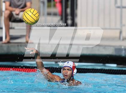 Thumbnail 3 in Clovis East vs. Rocklin photogallery.