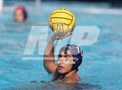 Thumbnail 3 in Clovis East vs. Rocklin photogallery.