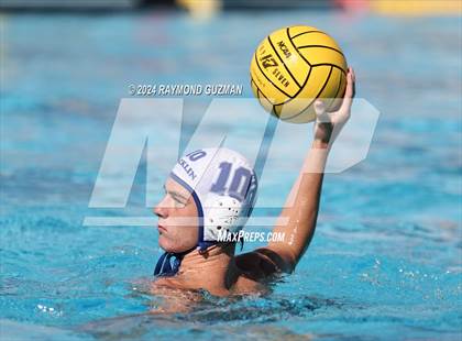 Thumbnail 3 in Clovis East vs. Rocklin photogallery.