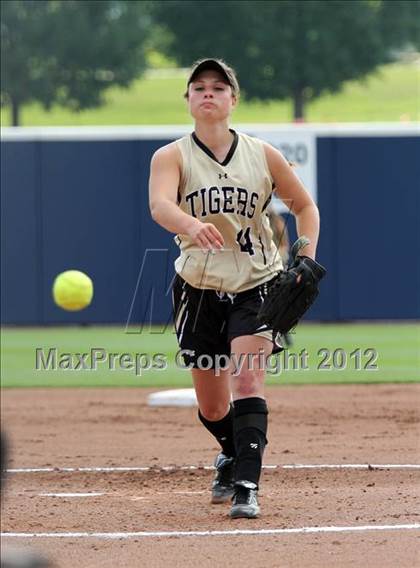 Thumbnail 2 in Southern Columbia Area vs. Fannett Metal (PIAA Class A Final) photogallery.