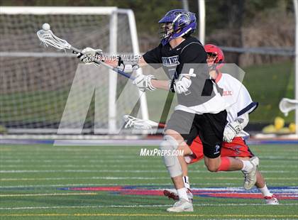 Thumbnail 3 in Sumner vs Kennedy Catholic photogallery.