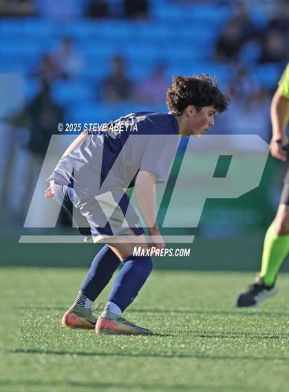 Thumbnail 2 in Mullen vs. Greeley Central (CHSAA 4A Championship) photogallery.