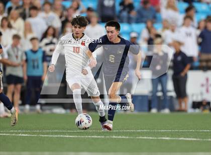 Thumbnail 2 in Mullen vs. Greeley Central (CHSAA 4A Championship) photogallery.