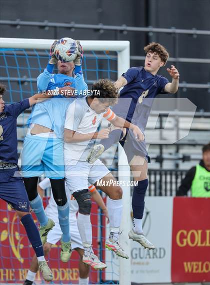 Thumbnail 1 in Mullen vs. Greeley Central (CHSAA 4A Championship) photogallery.