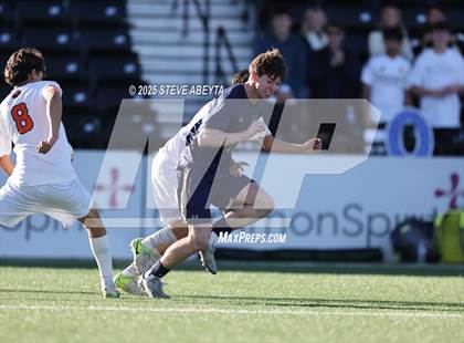 Thumbnail 3 in Mullen vs. Greeley Central (CHSAA 4A Championship) photogallery.