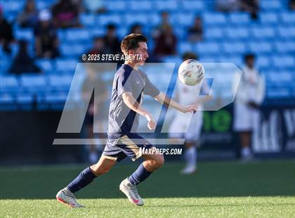 Thumbnail 2 in Mullen vs. Greeley Central (CHSAA 4A Championship) photogallery.