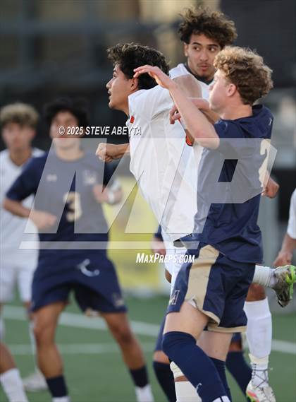 Thumbnail 3 in Mullen vs. Greeley Central (CHSAA 4A Championship) photogallery.