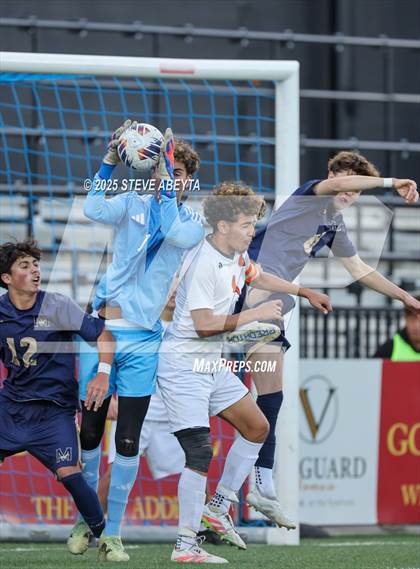 Thumbnail 3 in Mullen vs. Greeley Central (CHSAA 4A Championship) photogallery.