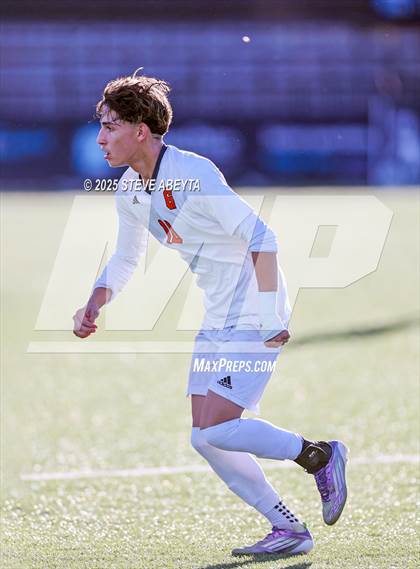 Thumbnail 2 in Mullen vs. Greeley Central (CHSAA 4A Championship) photogallery.