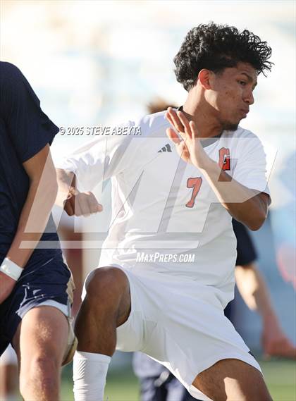 Thumbnail 2 in Mullen vs. Greeley Central (CHSAA 4A Championship) photogallery.