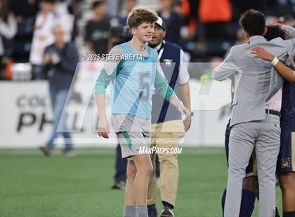 Thumbnail 3 in Mullen vs. Greeley Central (CHSAA 4A Championship) photogallery.