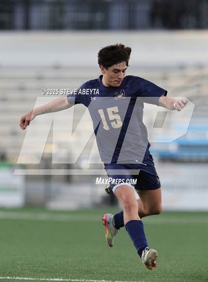 Thumbnail 3 in Mullen vs. Greeley Central (CHSAA 4A Championship) photogallery.