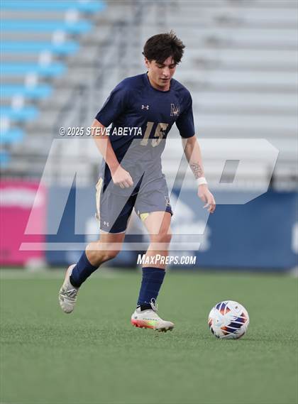 Thumbnail 1 in Mullen vs. Greeley Central (CHSAA 4A Championship) photogallery.