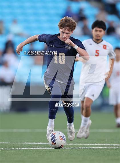 Thumbnail 1 in Mullen vs. Greeley Central (CHSAA 4A Championship) photogallery.