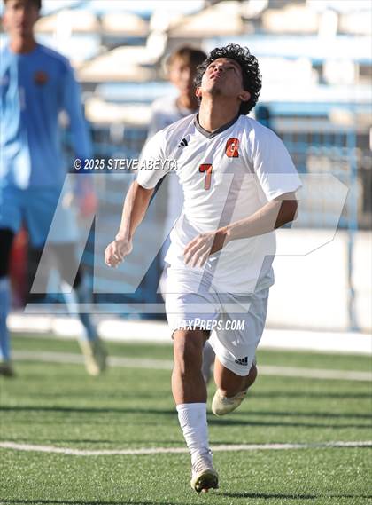 Thumbnail 1 in Mullen vs. Greeley Central (CHSAA 4A Championship) photogallery.