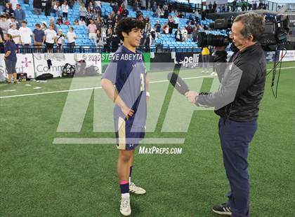 Thumbnail 2 in Mullen vs. Greeley Central (CHSAA 4A Championship) photogallery.