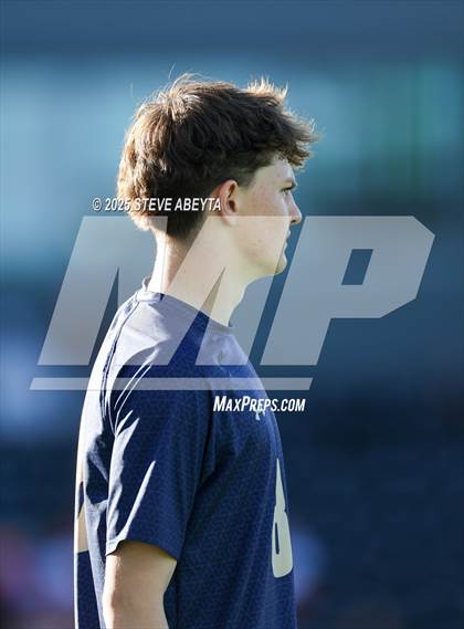 Thumbnail 2 in Mullen vs. Greeley Central (CHSAA 4A Championship) photogallery.