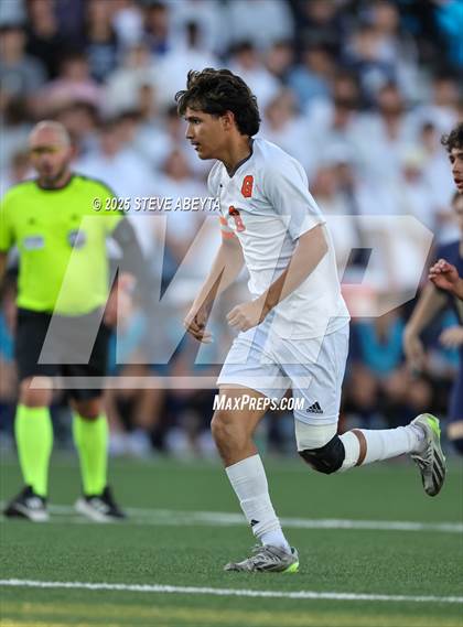 Thumbnail 3 in Mullen vs. Greeley Central (CHSAA 4A Championship) photogallery.