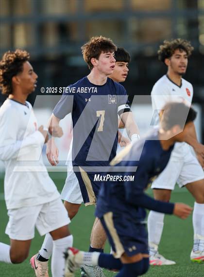 Thumbnail 3 in Mullen vs. Greeley Central (CHSAA 4A Championship) photogallery.
