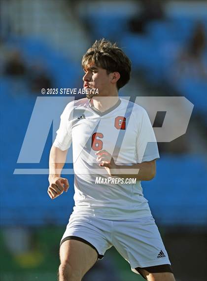 Thumbnail 1 in Mullen vs. Greeley Central (CHSAA 4A Championship) photogallery.