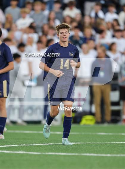 Thumbnail 3 in Mullen vs. Greeley Central (CHSAA 4A Championship) photogallery.