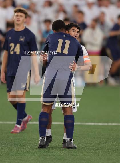 Thumbnail 1 in Mullen vs. Greeley Central (CHSAA 4A Championship) photogallery.