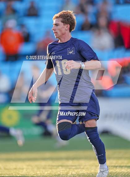 Thumbnail 2 in Mullen vs. Greeley Central (CHSAA 4A Championship) photogallery.