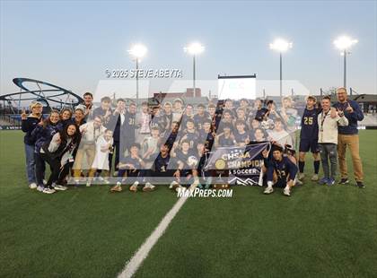 Thumbnail 1 in Mullen vs. Greeley Central (CHSAA 4A Championship) photogallery.