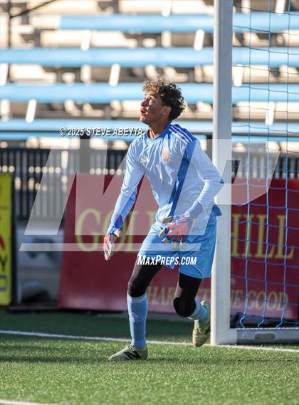 Thumbnail 2 in Mullen vs. Greeley Central (CHSAA 4A Championship) photogallery.