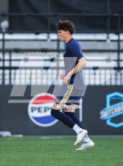 Thumbnail 1 in Mullen vs. Greeley Central (CHSAA 4A Championship) photogallery.