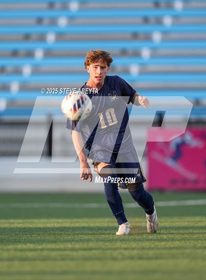 Thumbnail 3 in Mullen vs. Greeley Central (CHSAA 4A Championship) photogallery.