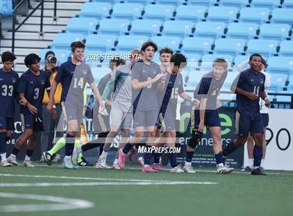 Thumbnail 2 in Mullen vs. Greeley Central (CHSAA 4A Championship) photogallery.