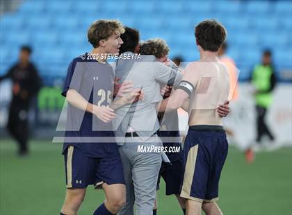 Thumbnail 2 in Mullen vs. Greeley Central (CHSAA 4A Championship) photogallery.