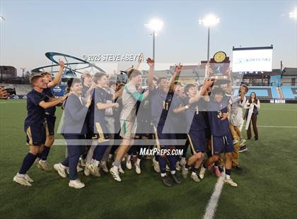 Thumbnail 2 in Mullen vs. Greeley Central (CHSAA 4A Championship) photogallery.