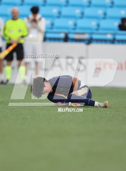 Thumbnail 3 in Mullen vs. Greeley Central (CHSAA 4A Championship) photogallery.