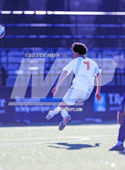 Thumbnail 1 in Mullen vs. Greeley Central (CHSAA 4A Championship) photogallery.