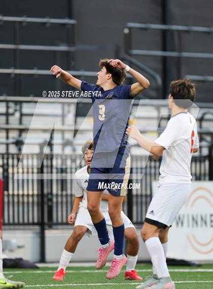 Thumbnail 1 in Mullen vs. Greeley Central (CHSAA 4A Championship) photogallery.