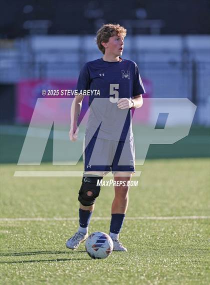 Thumbnail 2 in Mullen vs. Greeley Central (CHSAA 4A Championship) photogallery.