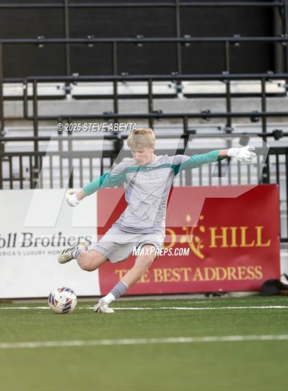 Thumbnail 1 in Mullen vs. Greeley Central (CHSAA 4A Championship) photogallery.