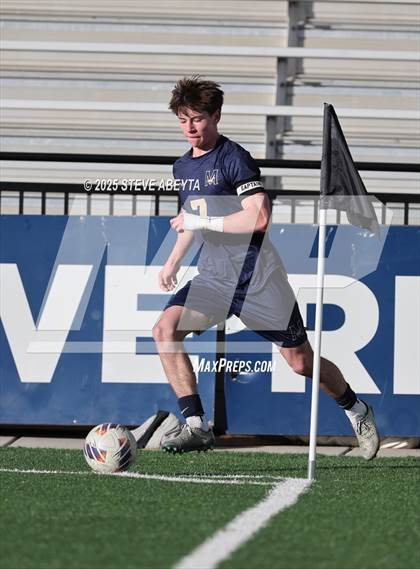 Thumbnail 3 in Mullen vs. Greeley Central (CHSAA 4A Championship) photogallery.