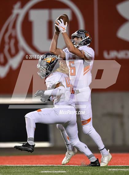 Thumbnail 1 in Skyridge vs. Corner Canyon (UHSAA 5A Final) photogallery.